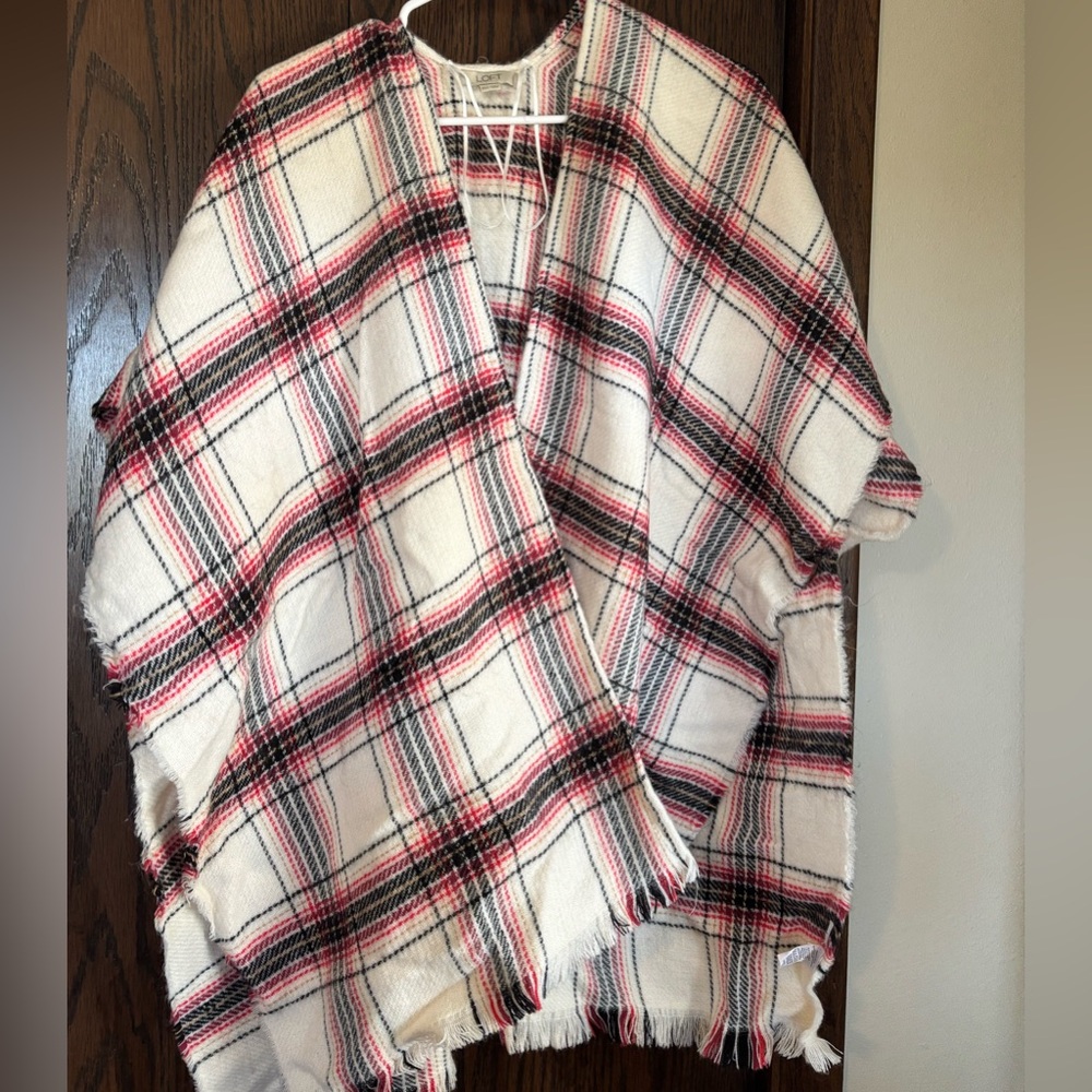 Loft poncho